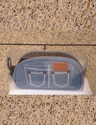 Estuche efecto vaquero Navigation, cremallera ancha. Estuche efecto vaquero Navigation, cremallera ancha.
